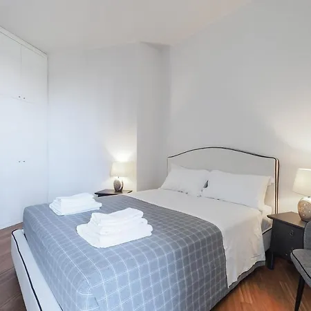 Duomo Luxury Iv Apartamento *